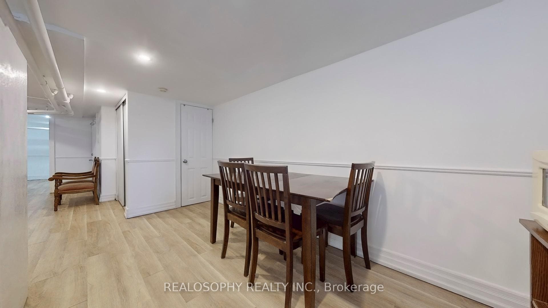 177 Gowan Avenue Unit Lower photo 7