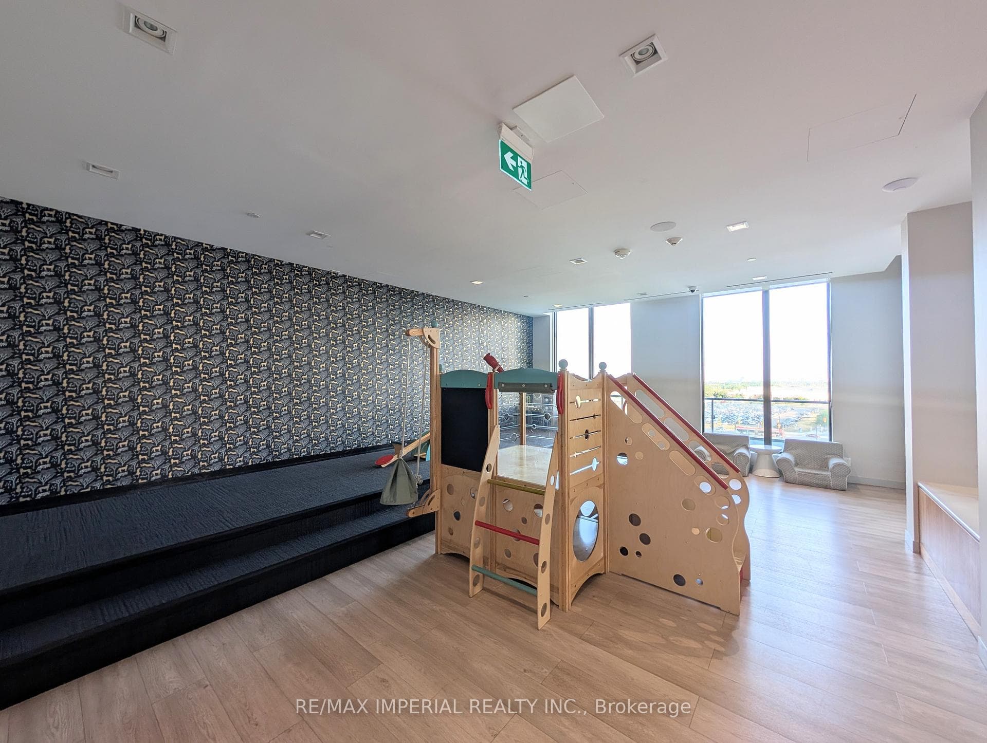 Kid's Play area