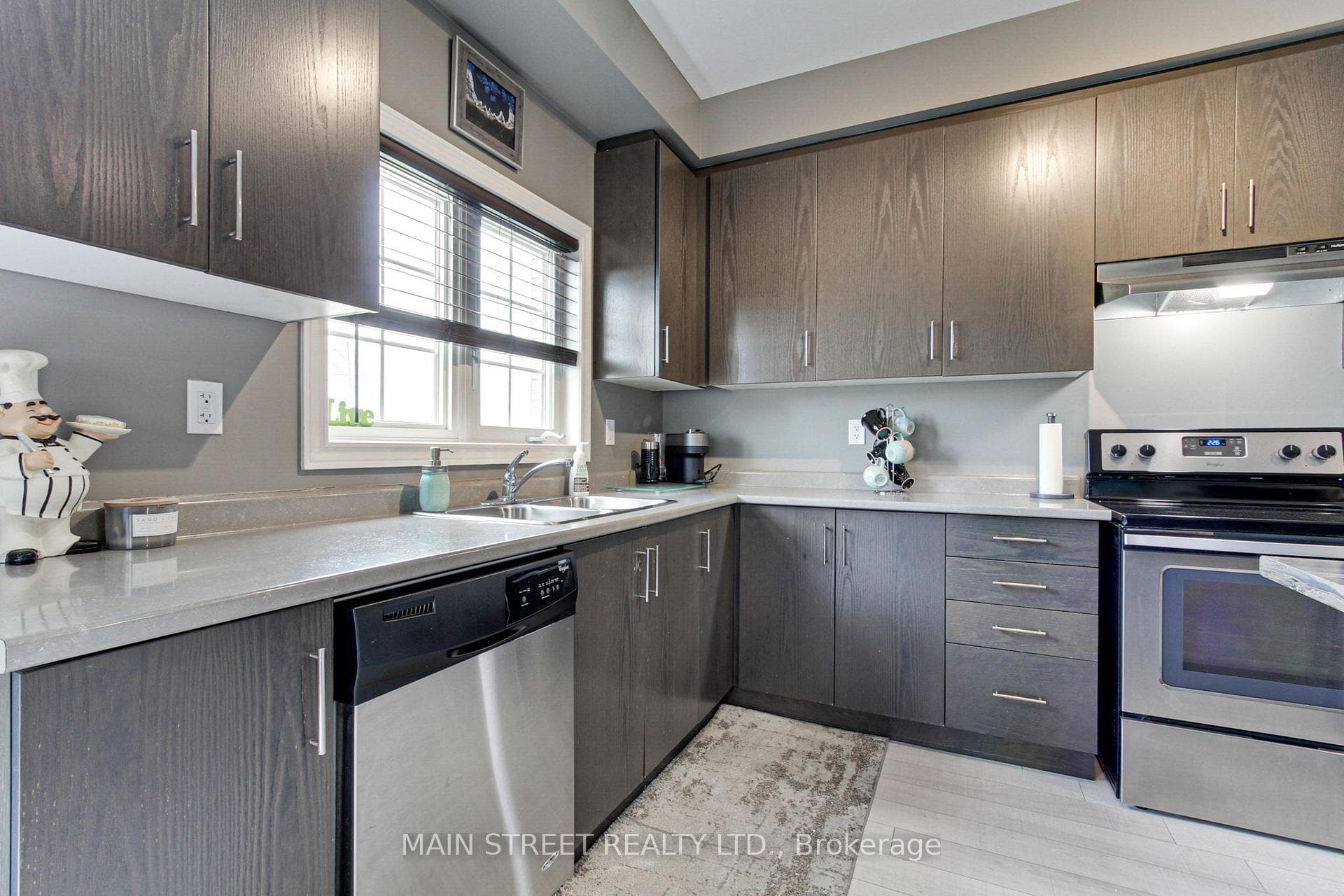 88 Matthewson Avenue photo 13