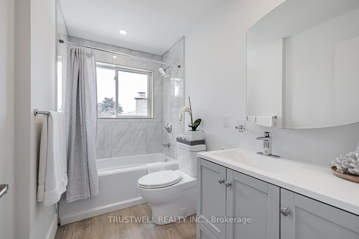 66 Rameau Drive photo 23