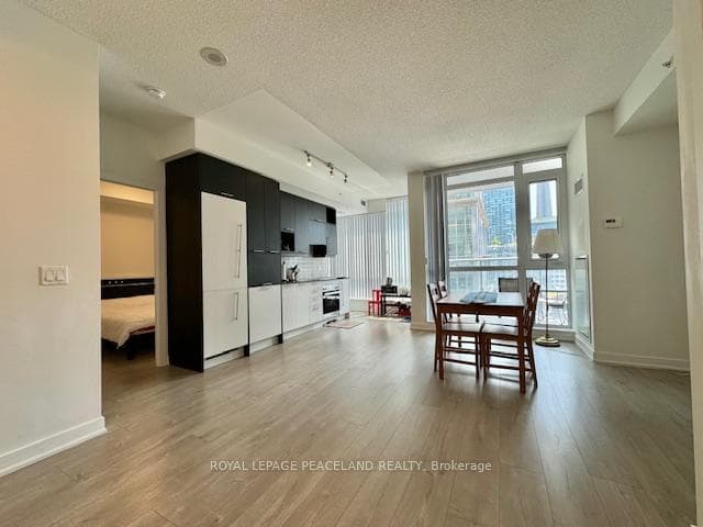 30 Nelson Street Unit 1006 photo 3