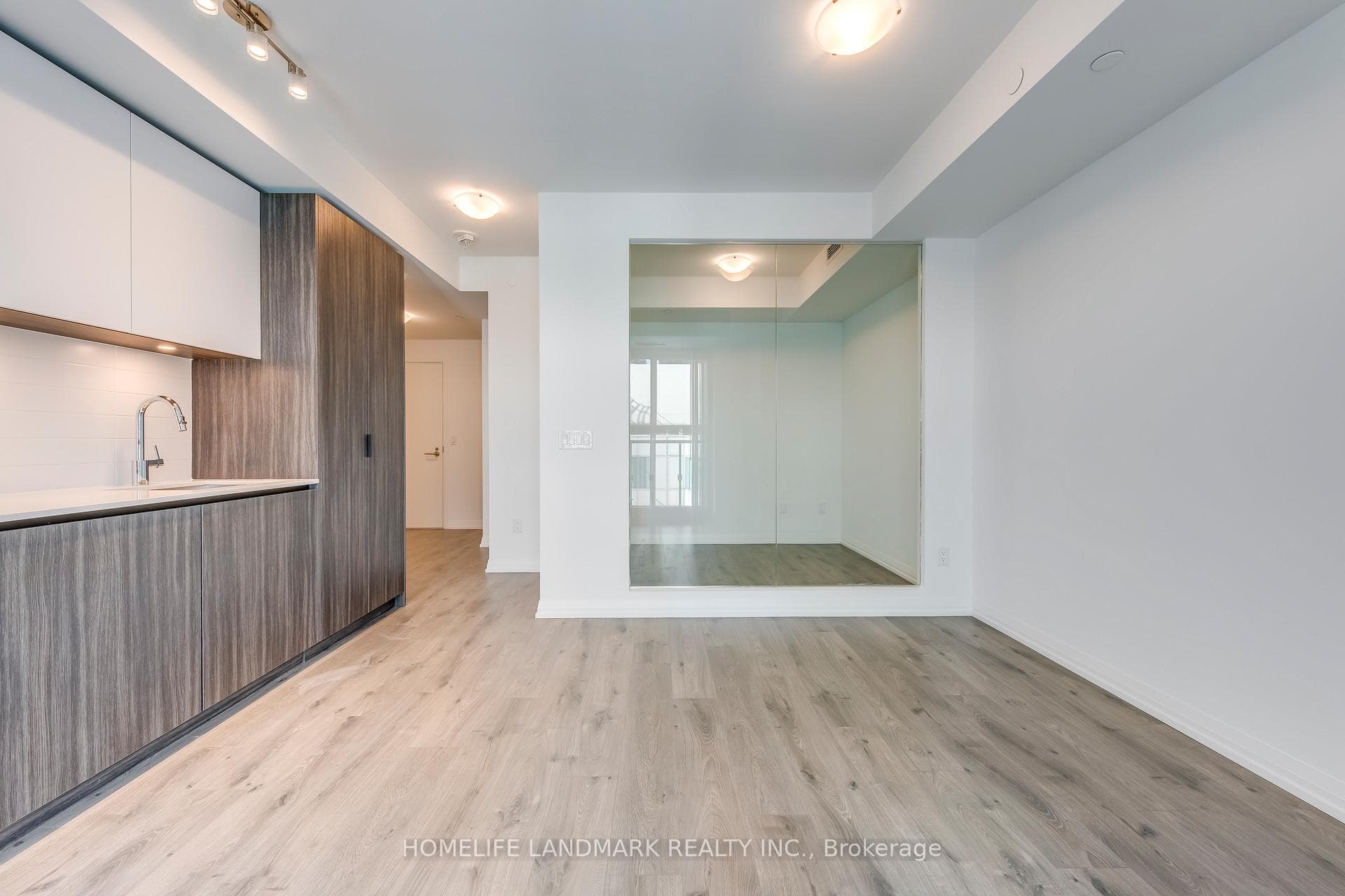 8 Widmer Street Unit 2411 photo 10