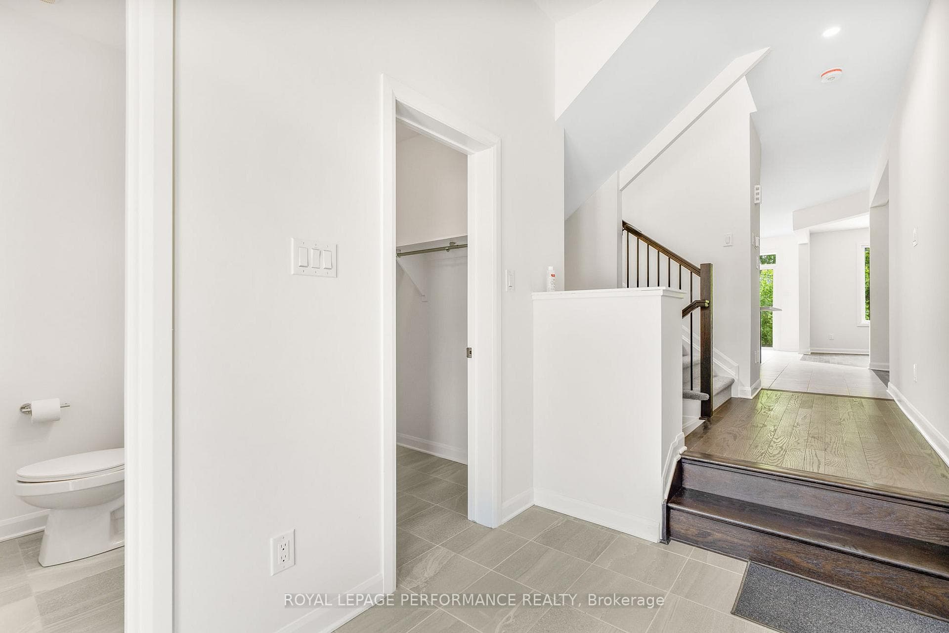 319 ELSIE MACGILL Walk photo 4