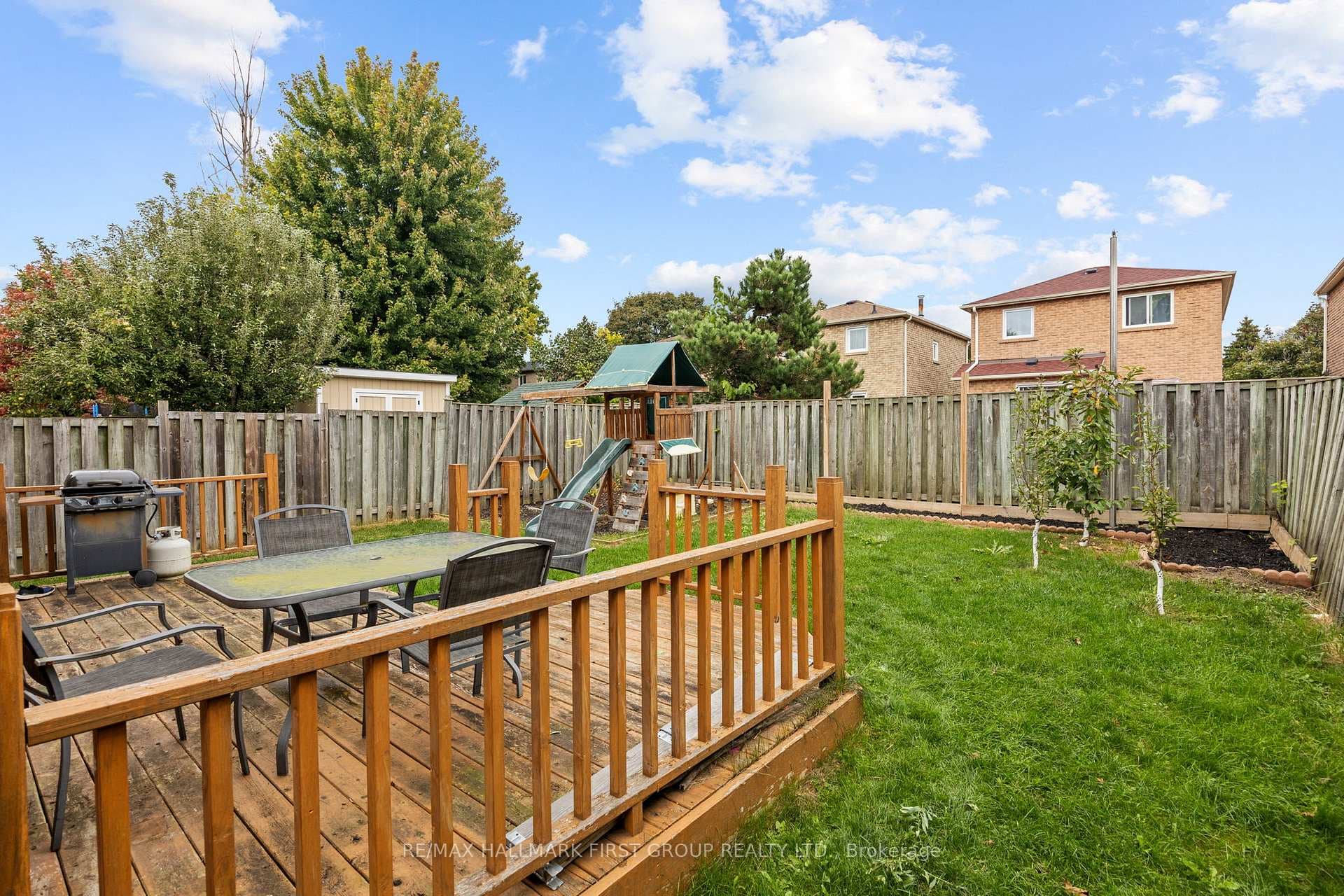 35 Radford Drive photo 34