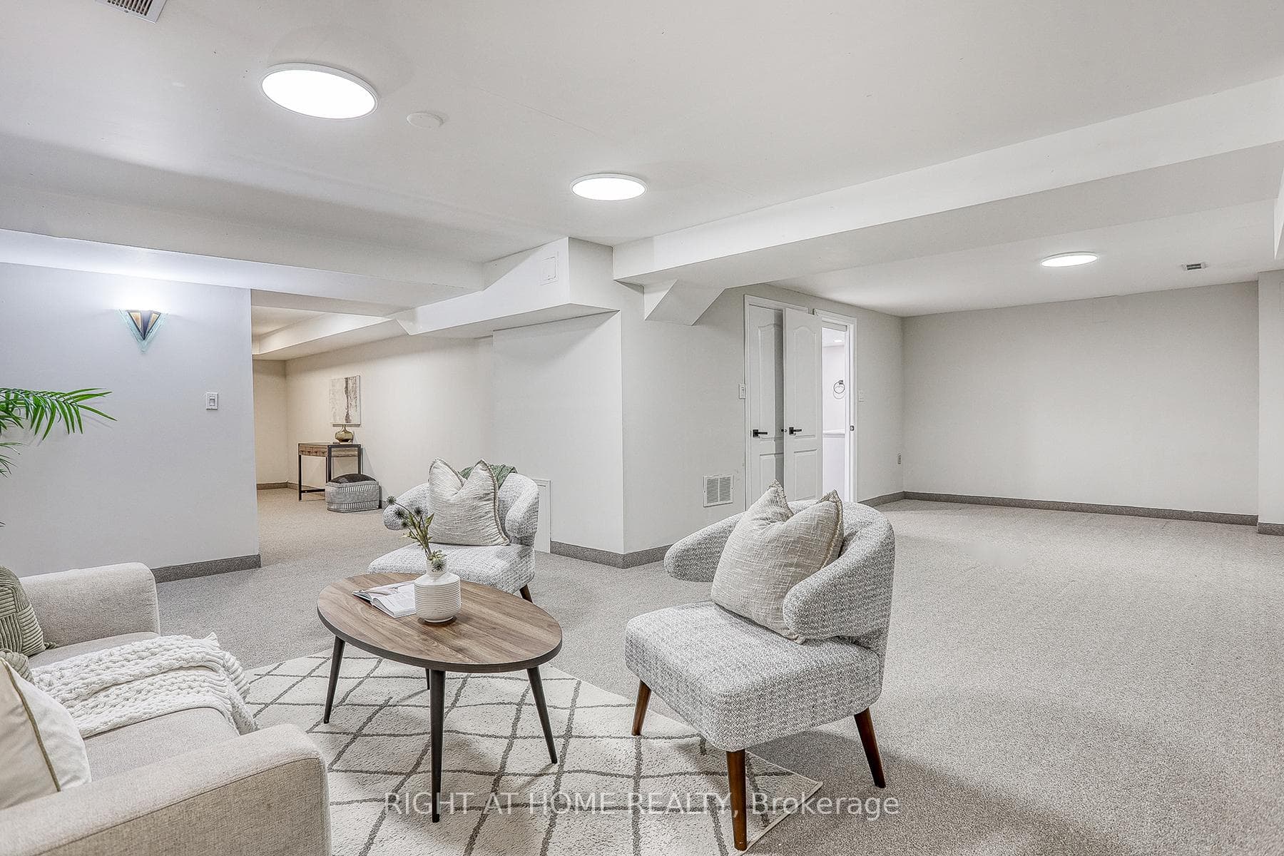 4 Holliman Lane photo 35
