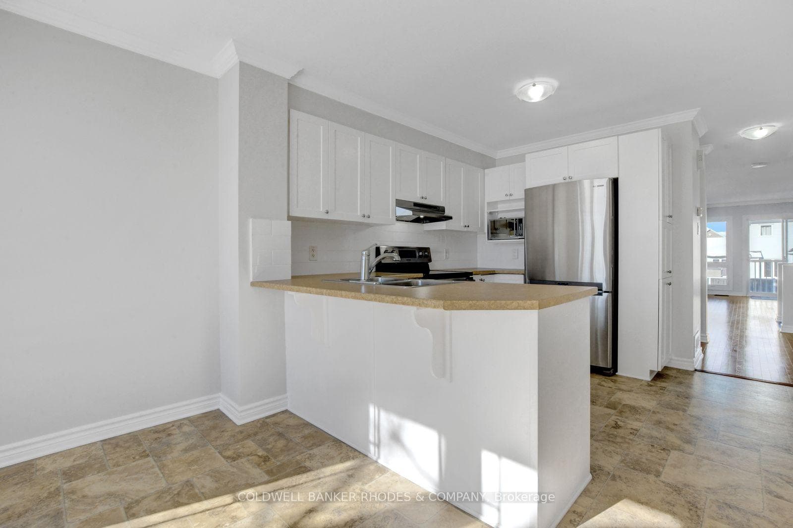 443 Chapman Mills Drive Unit 24 photo 4
