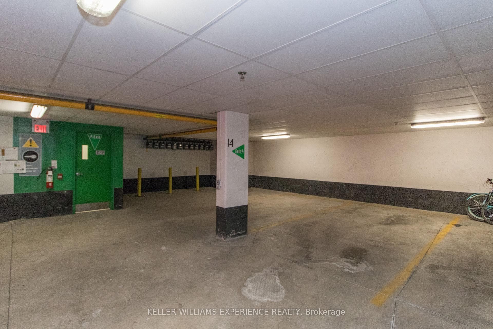 100 Parrotta Drive Unit 99 photo 16