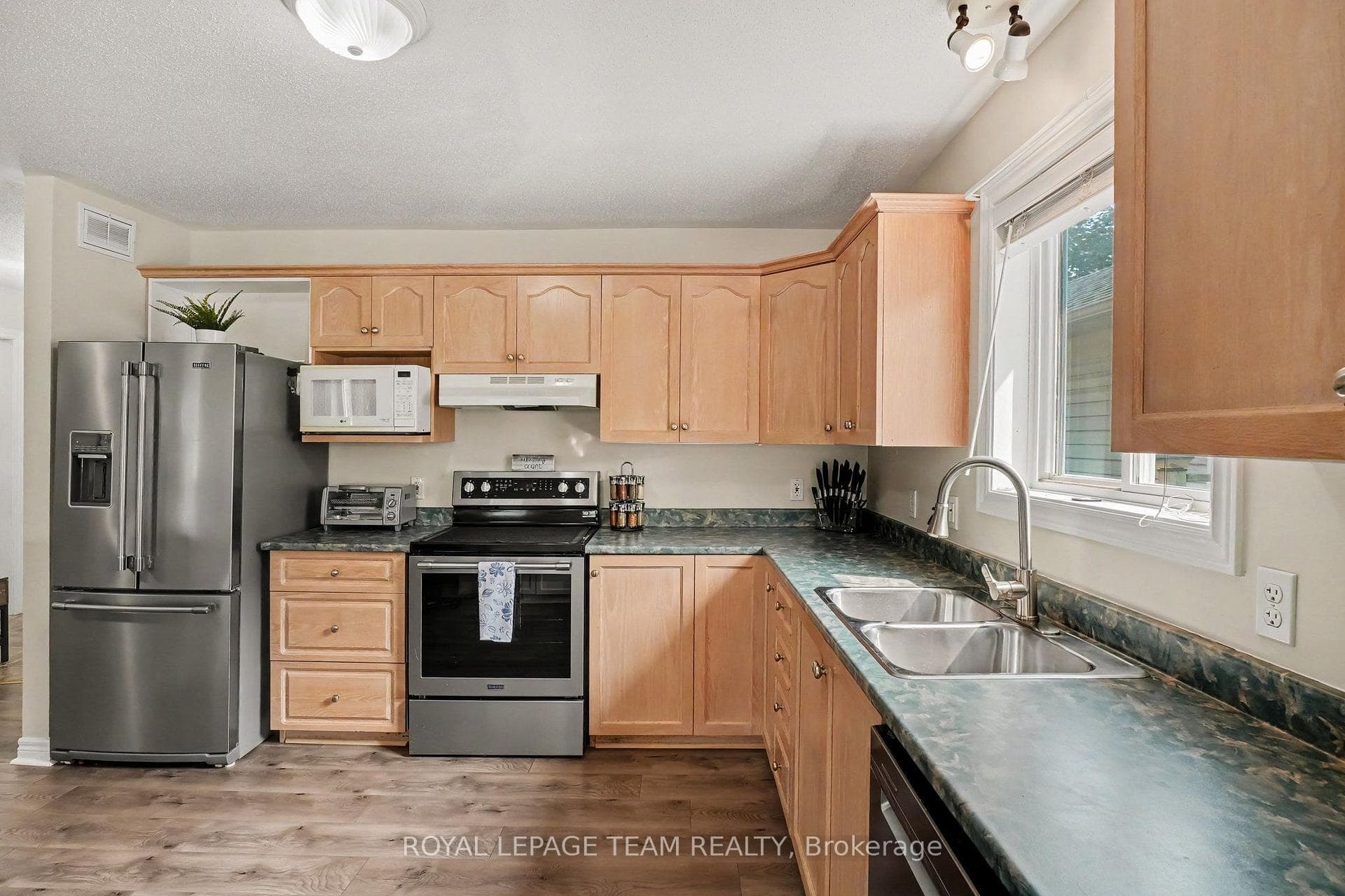 33 Prime Place photo 11