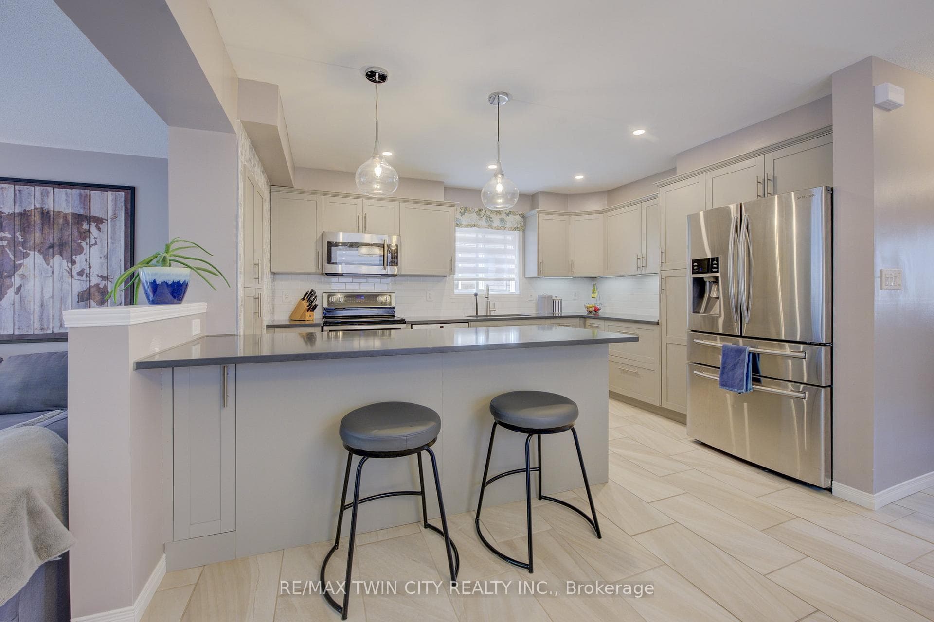 67 Renner Drive photo 6