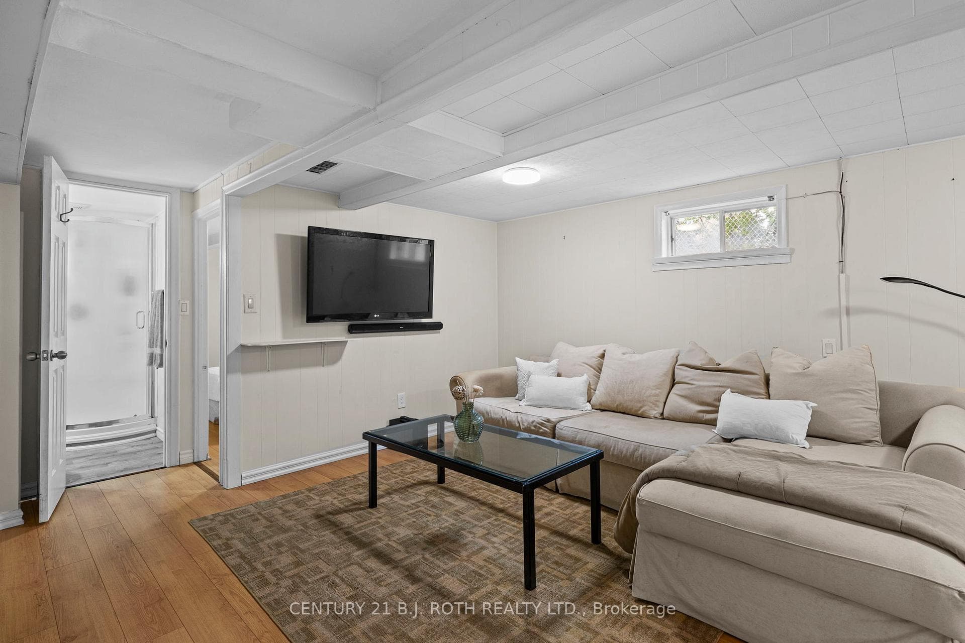 52 Marcus Street photo 15