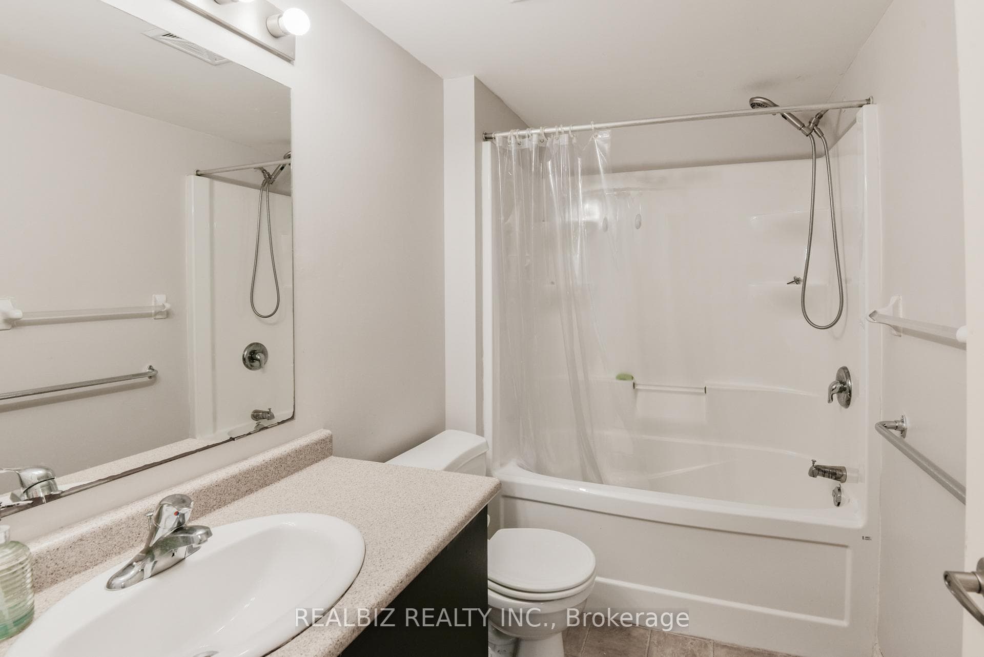 41 Goodwin Drive Unit 111 photo 21