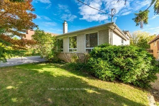 49 Hobart Drive photo 14