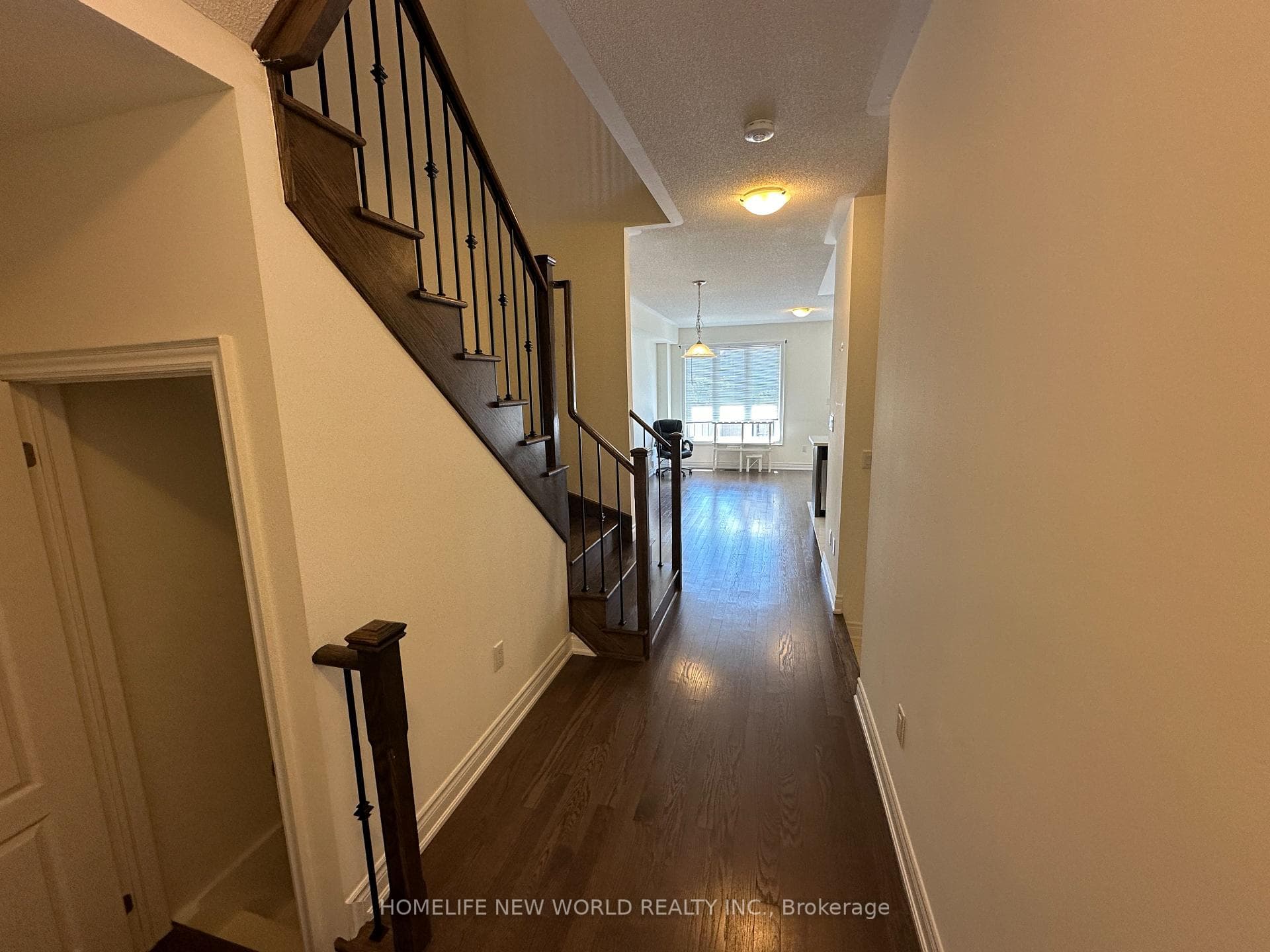 9 Briarfield Avenue photo 4
