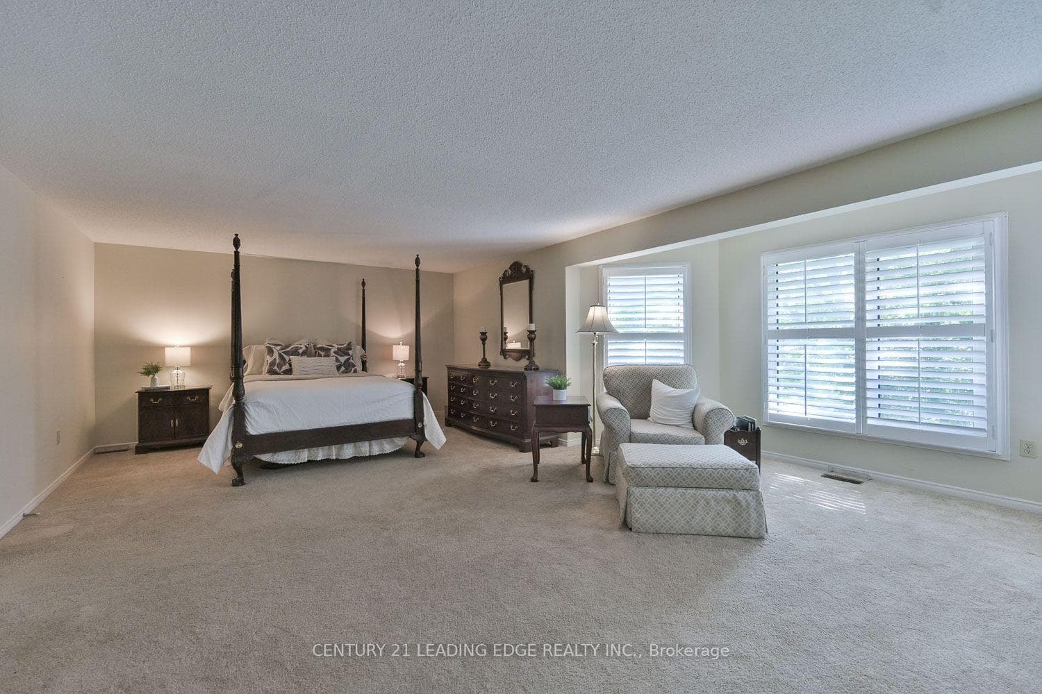 14 Montrose Crescent photo 24