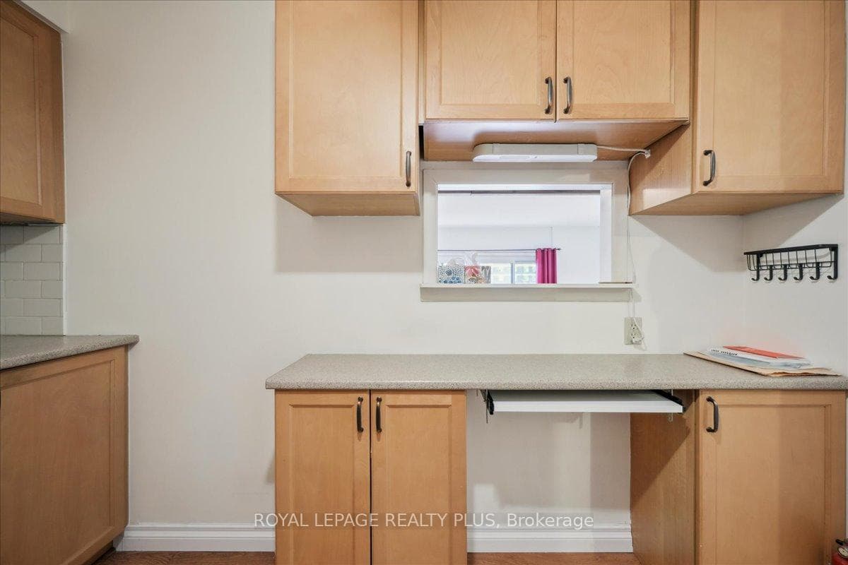 965 Inverhouse Drive Unit 1107 photo 9