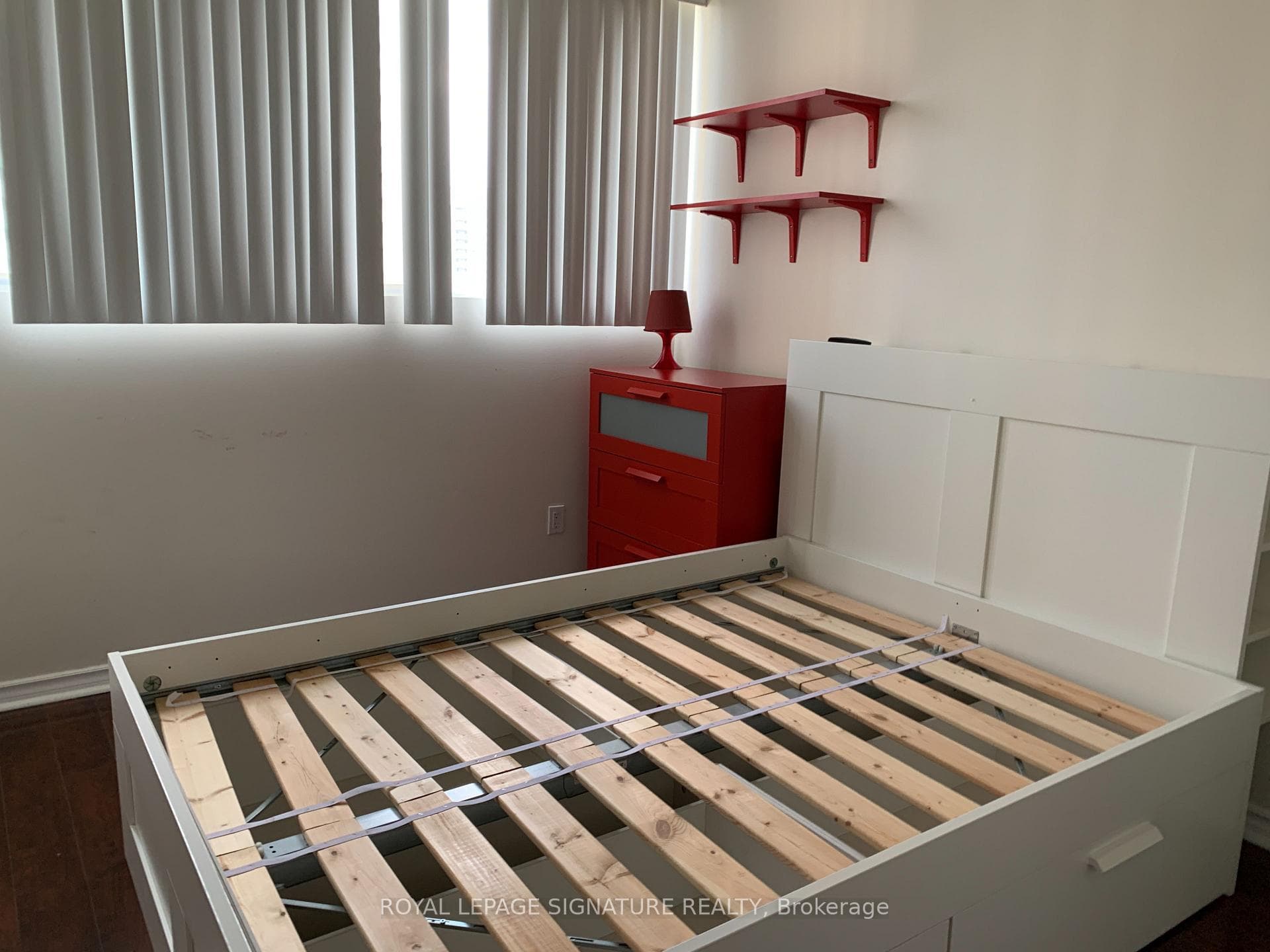 3695 Kaneff Crescent Unit 1107 photo 9