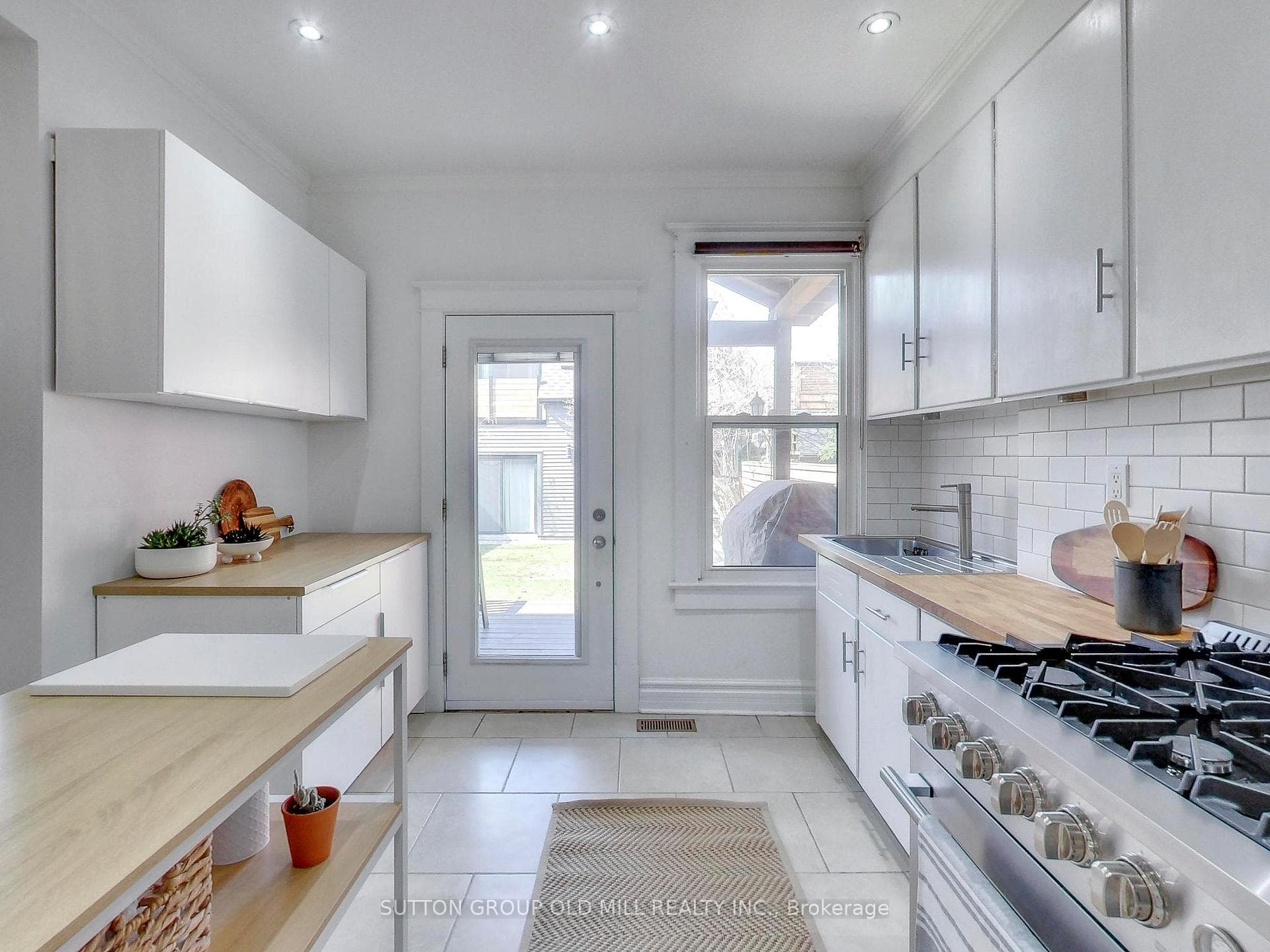 14 Pearson Avenue photo 14
