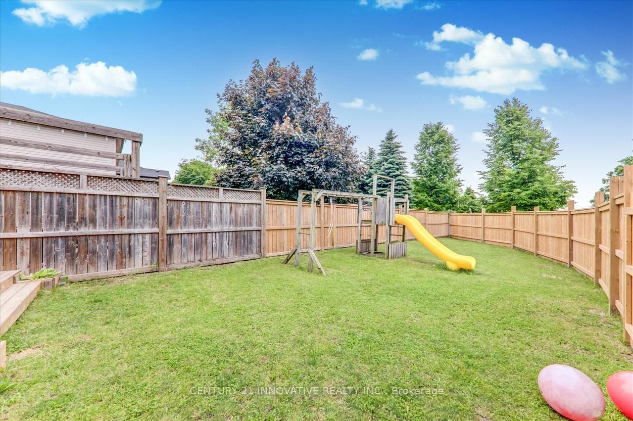 15 Hewitt Place photo 28
