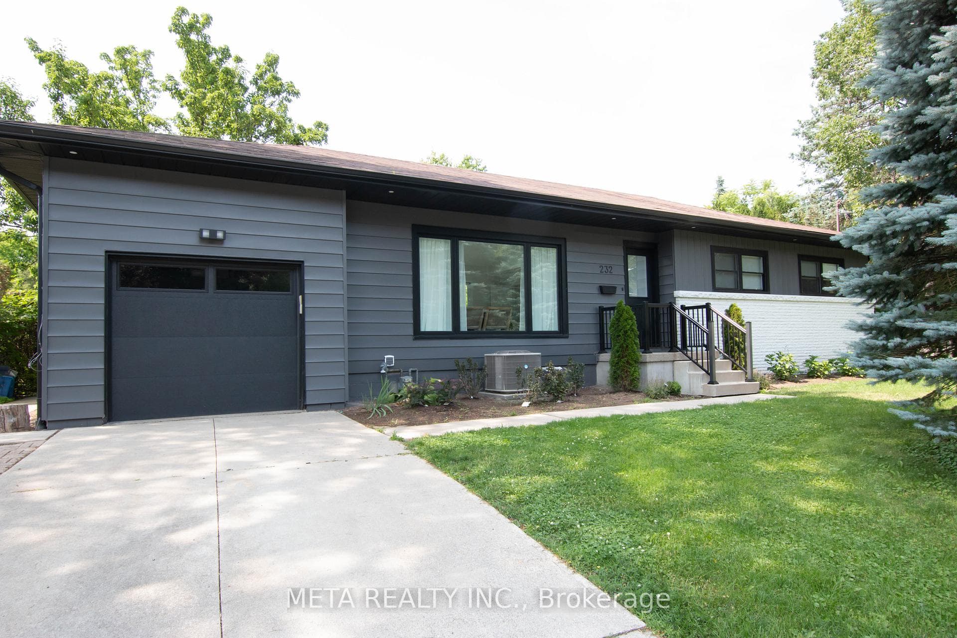 232 Rosemary Lane photo 2
