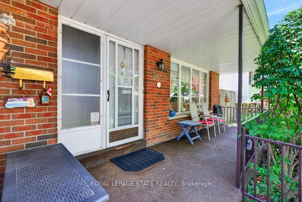 2440 Cyprus Avenue photo 8