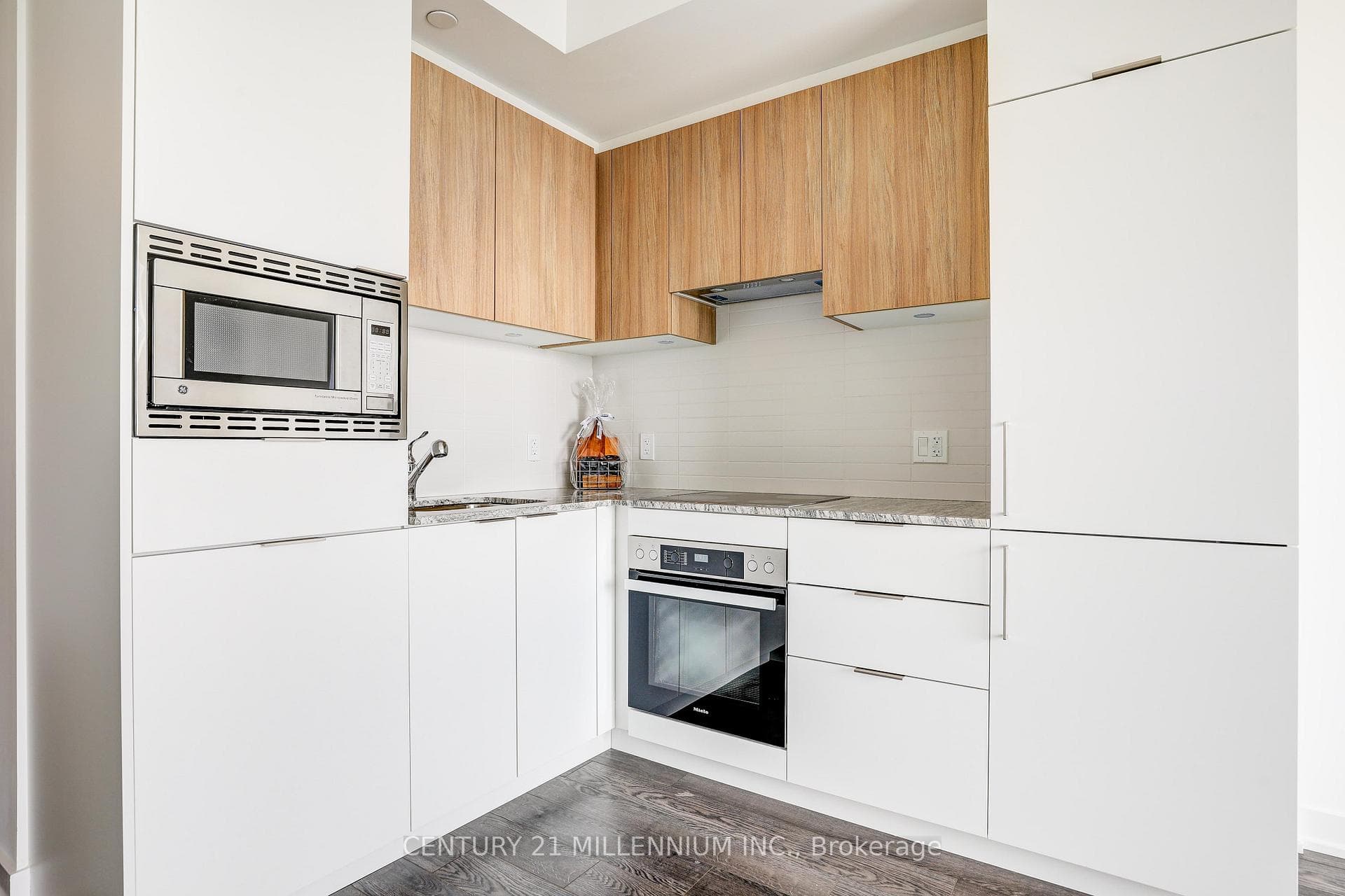 50 O'Neill Road Unit 2712 photo 8