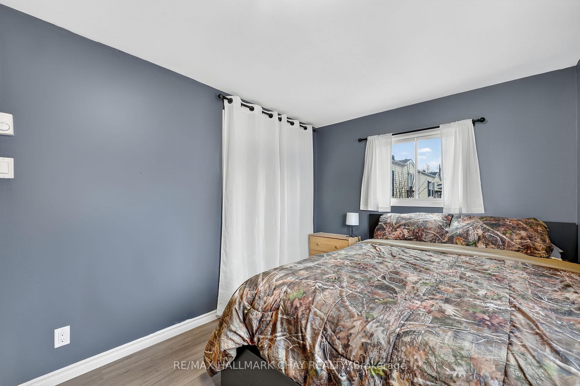 4125 Elaine Street photo 12