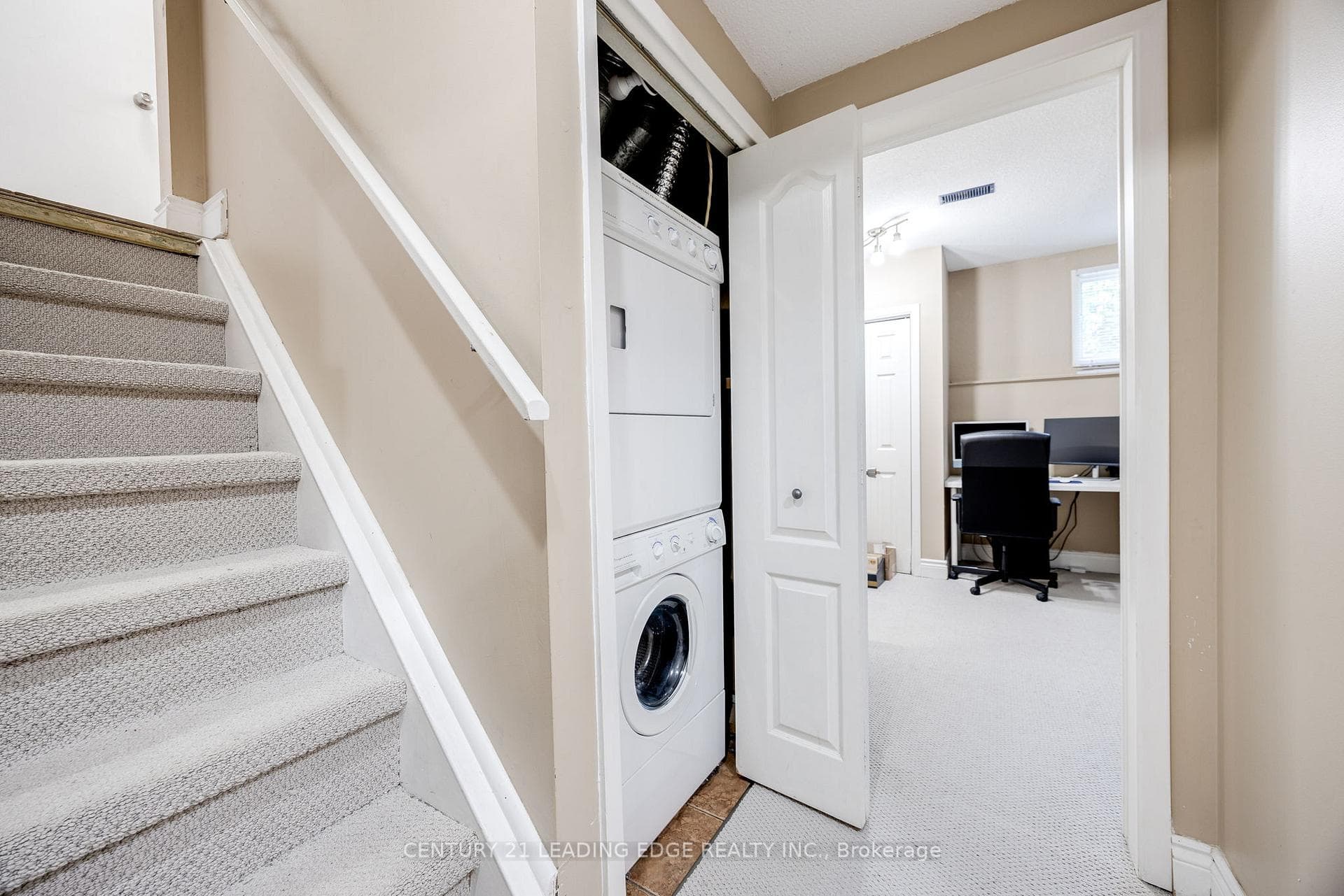 29 BAXTER Crescent photo 27