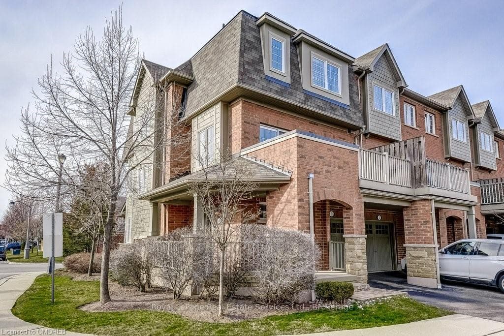 233 DUSKYWING Way Unit 1 photo 5