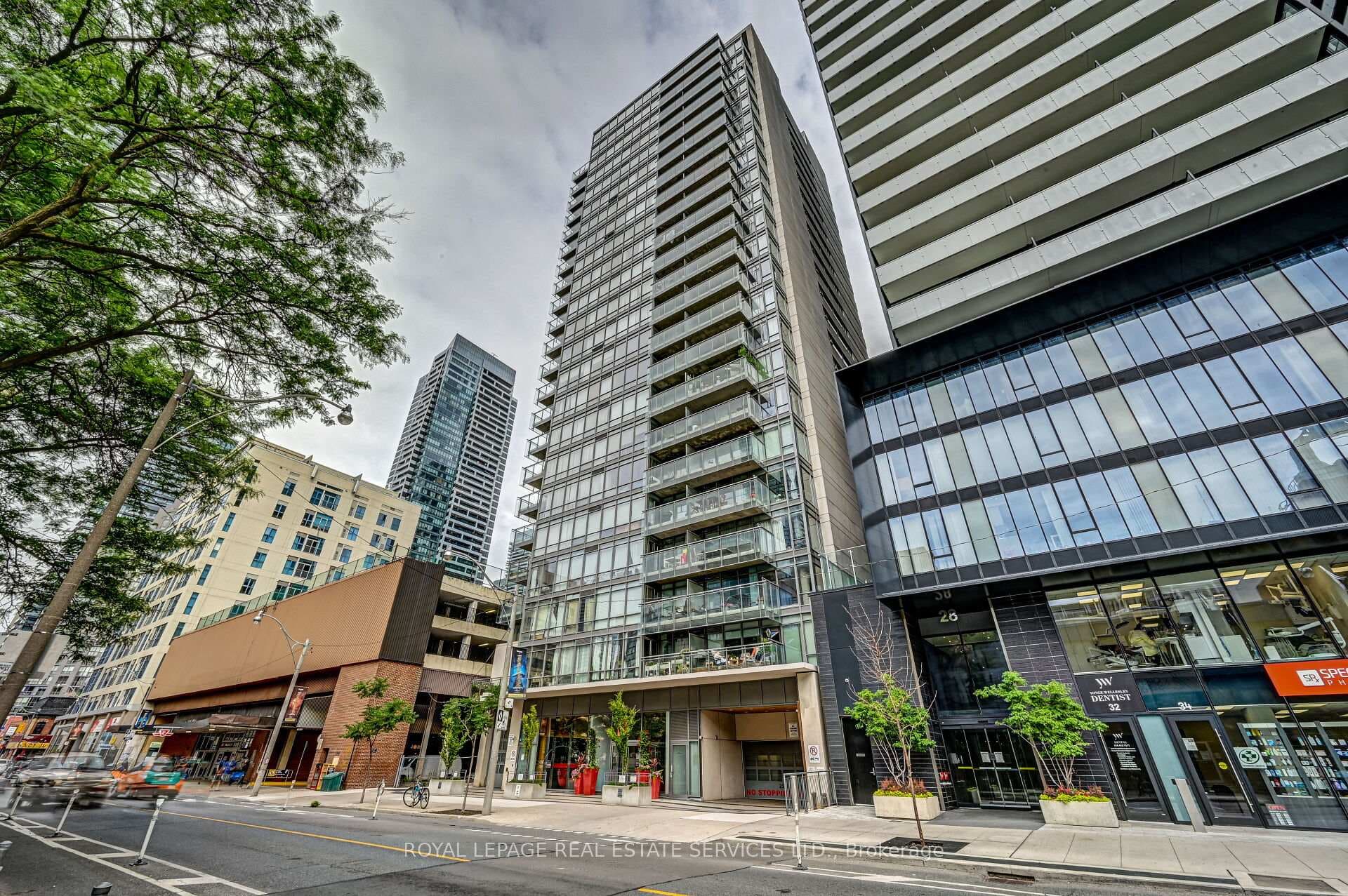 22 Wellesley Street Unit 1204 photo 1