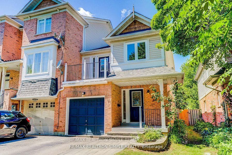 71 Schouten Crescent photo 2