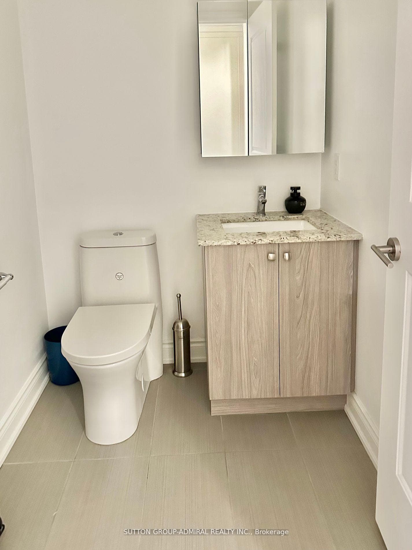 9618 Yonge Street Unit 317 photo 15