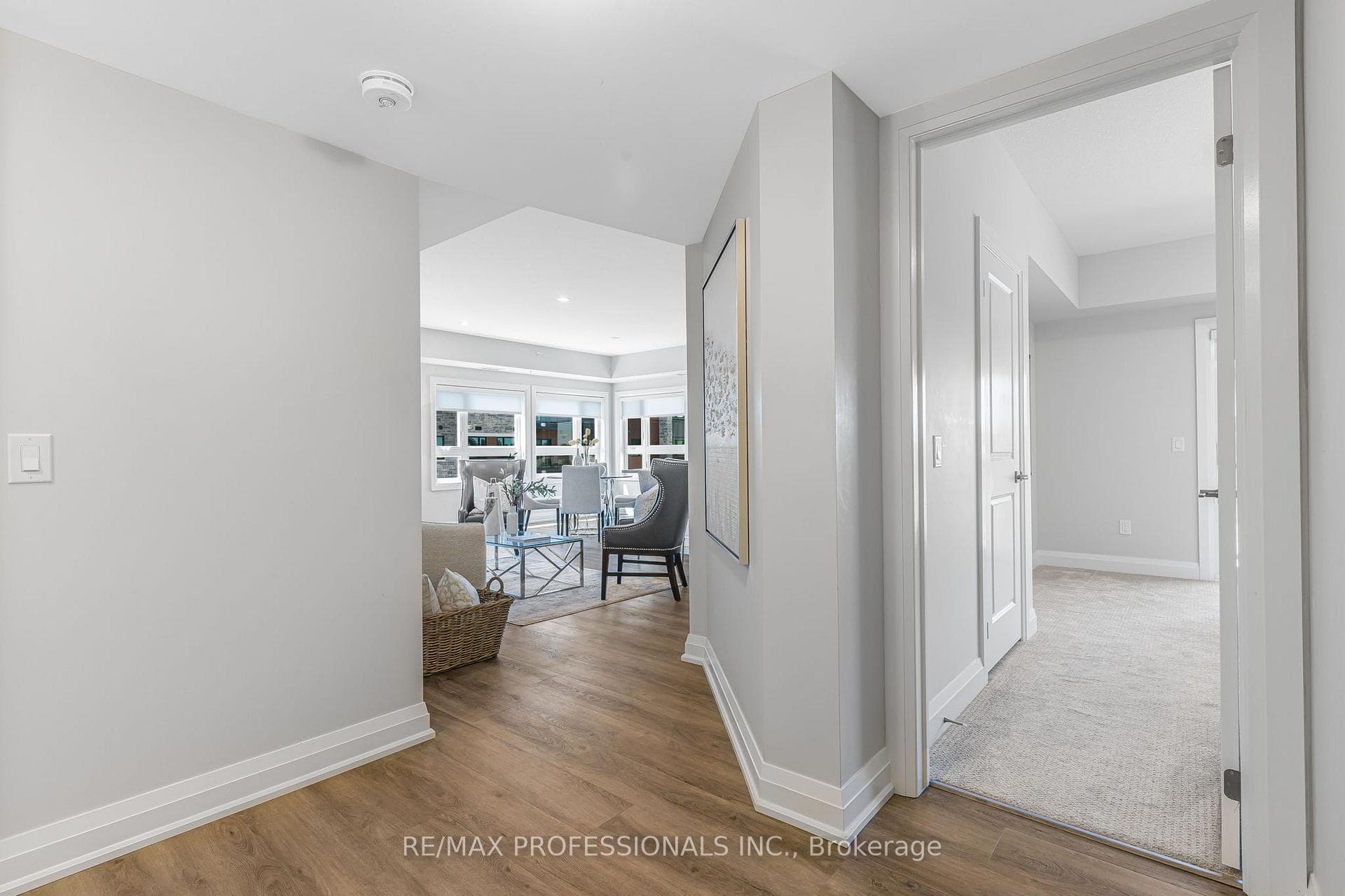 120 Summersides Boulevard Unit 303 photo 6