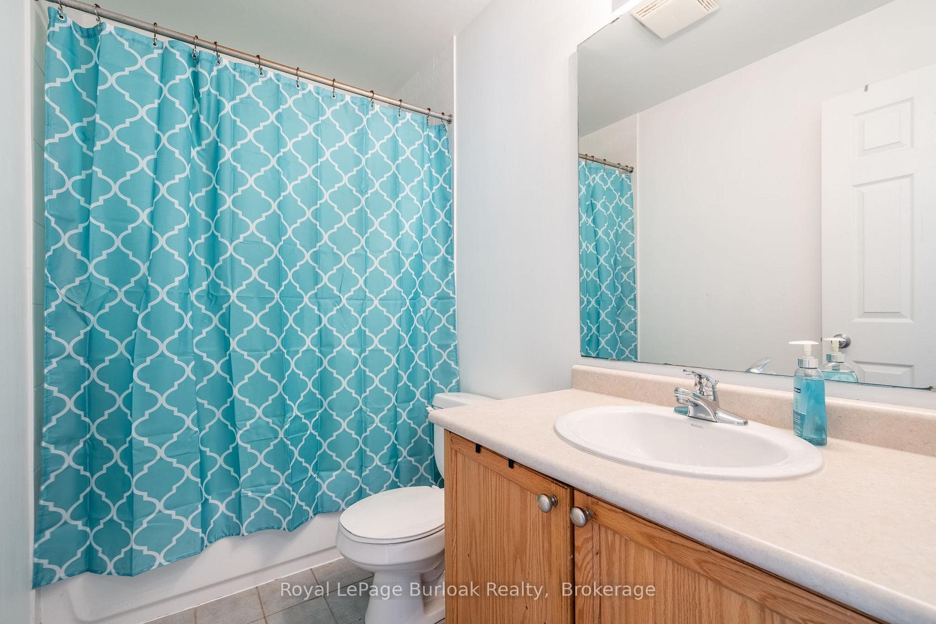 63 Fiddlehead Crescent photo 21