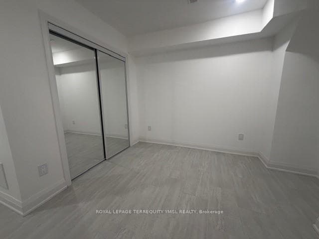 Mirrored closet
