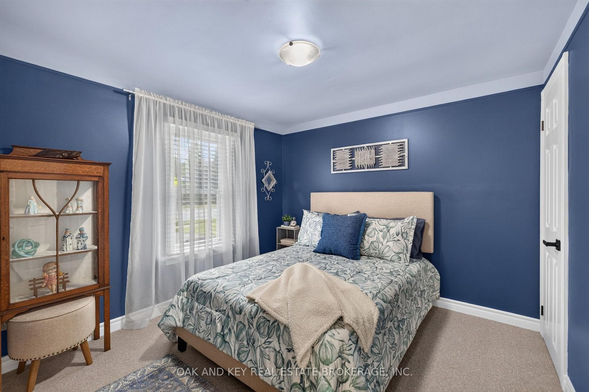 323 Clarke Road photo 15