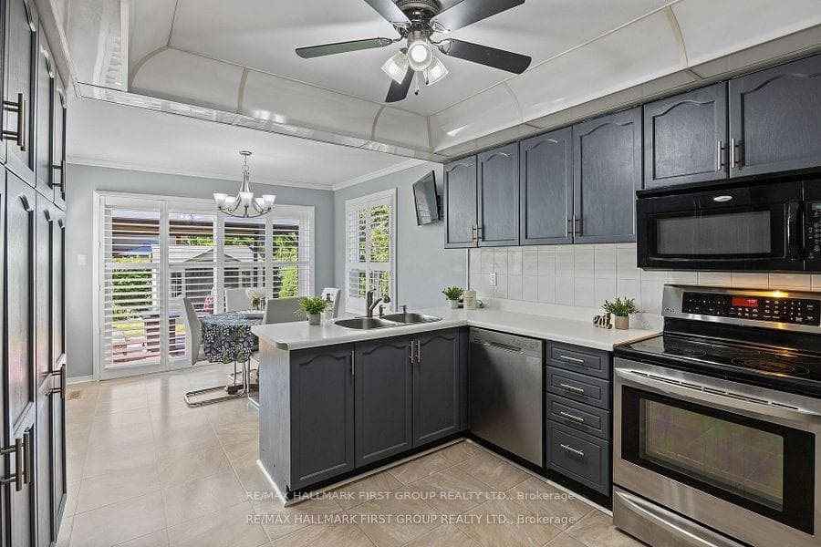 116 Erickson Drive photo 15