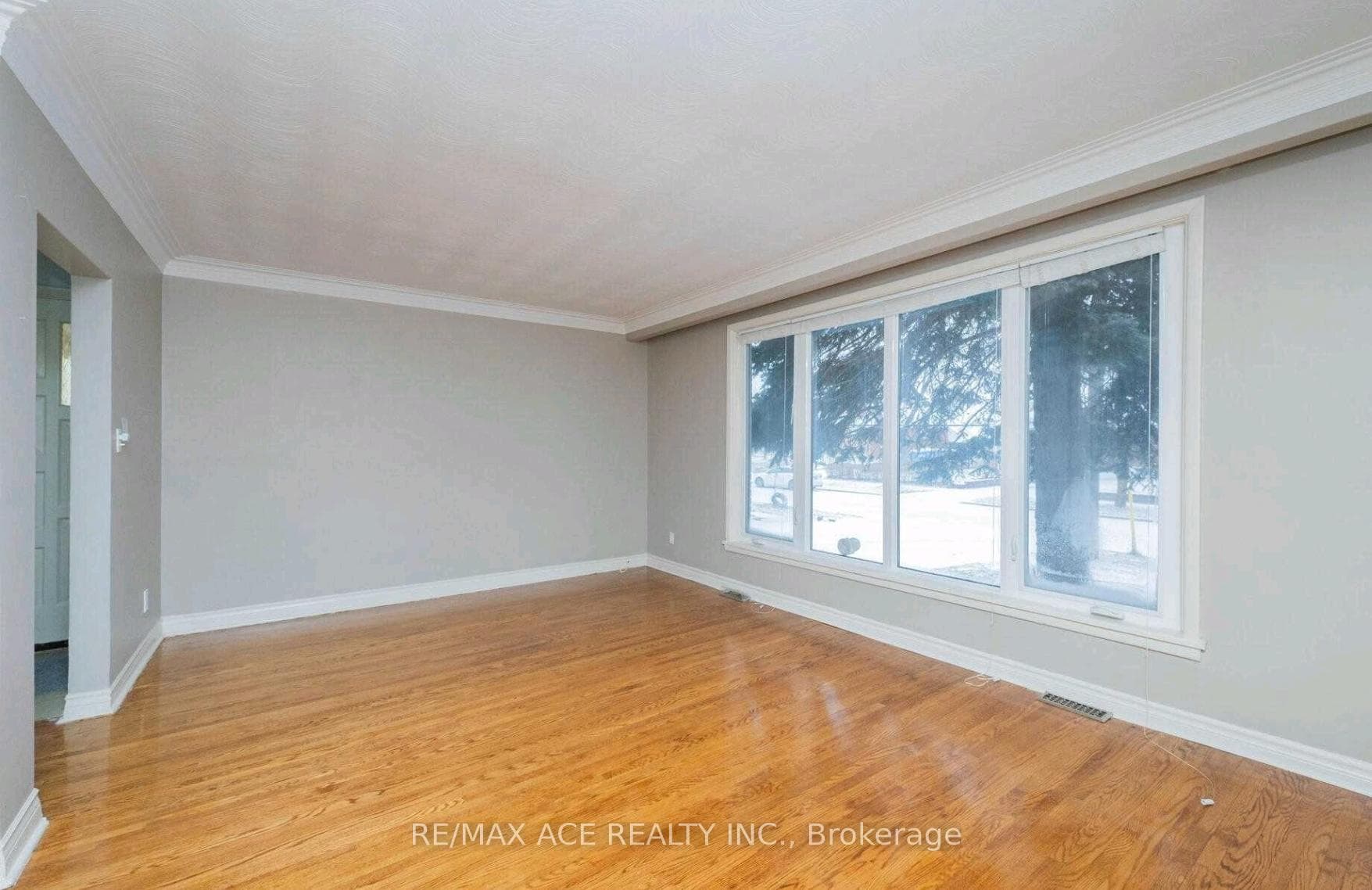 53 Citadel Drive Unit Upper photo 4