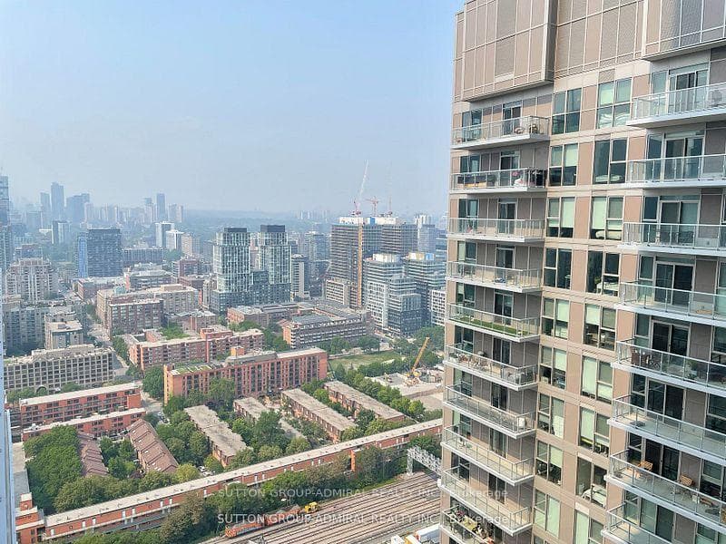 15 Lower Jarvis Street Unit 3413 photo 1