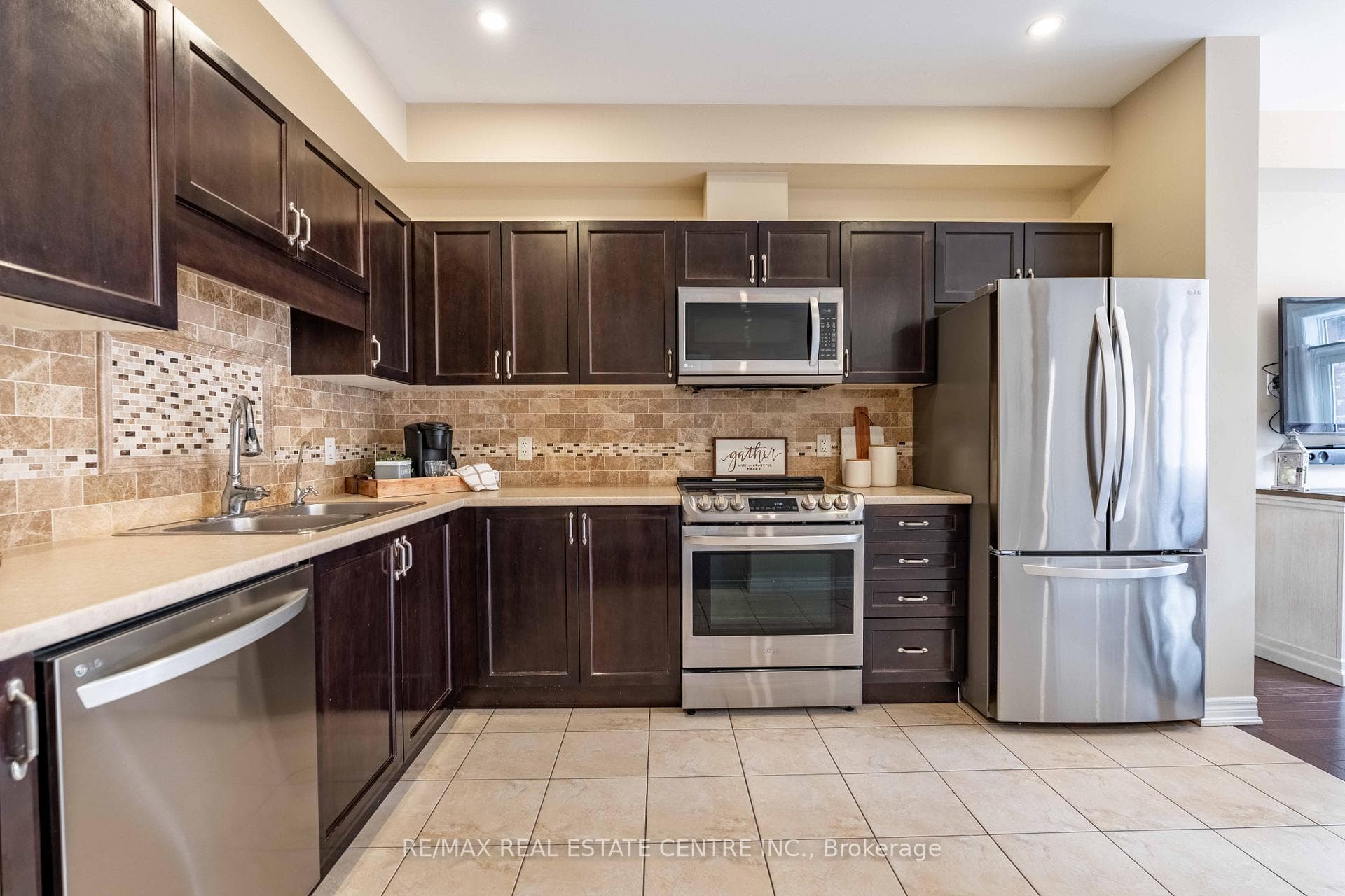 45 Seabreeze Crescent Unit 10 photo 6