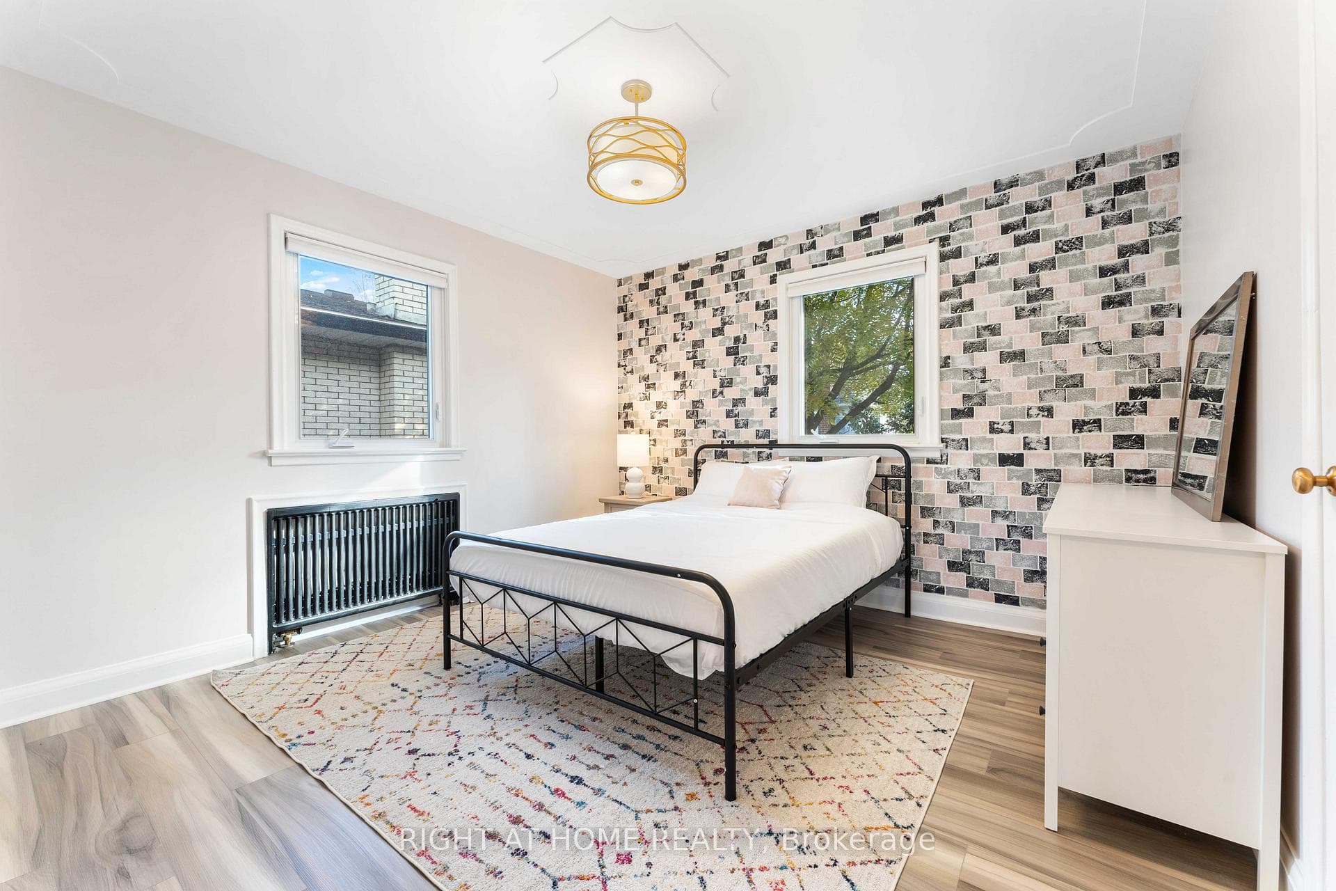 47 Marshall Avenue photo 13