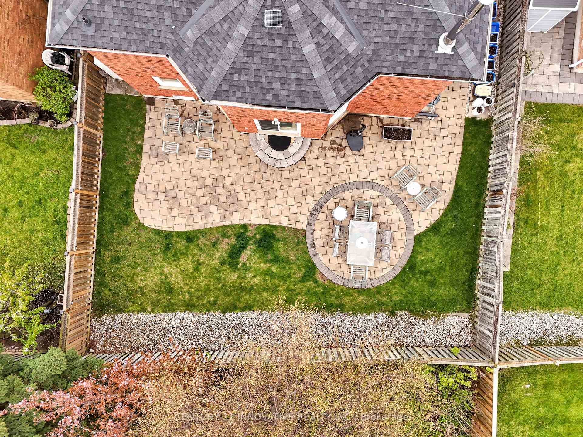 42 Kevi Crescent photo 34