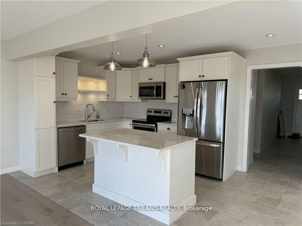 58 Cortland Terrace photo 7