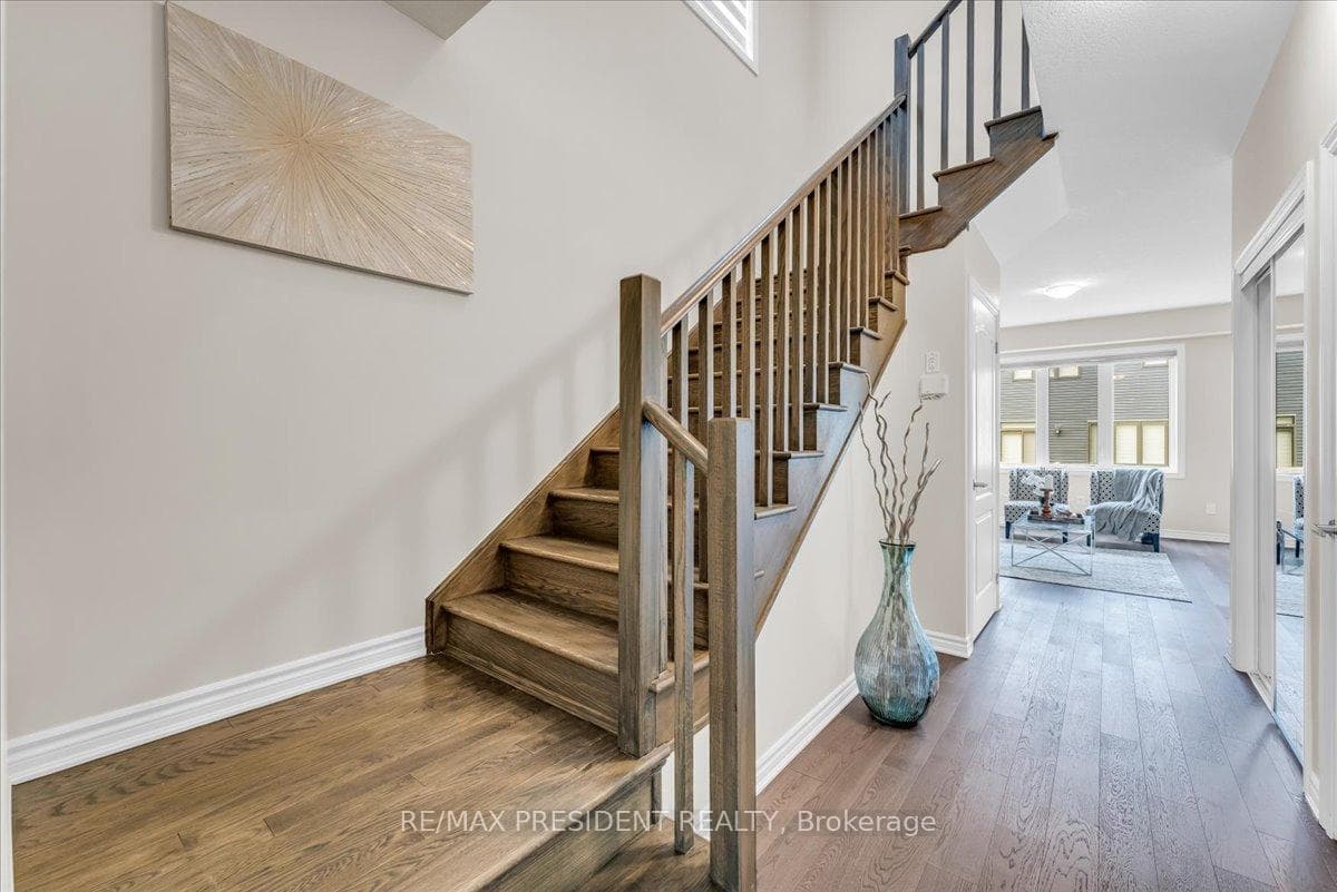 105 Eva Drive photo 17