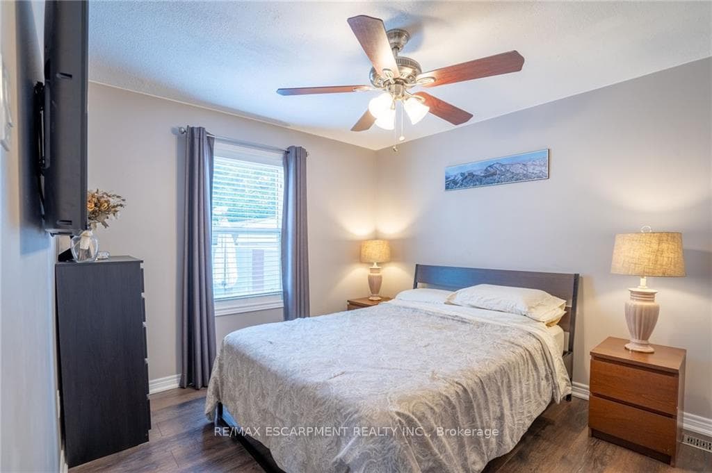 35 Goggin Avenue photo 19