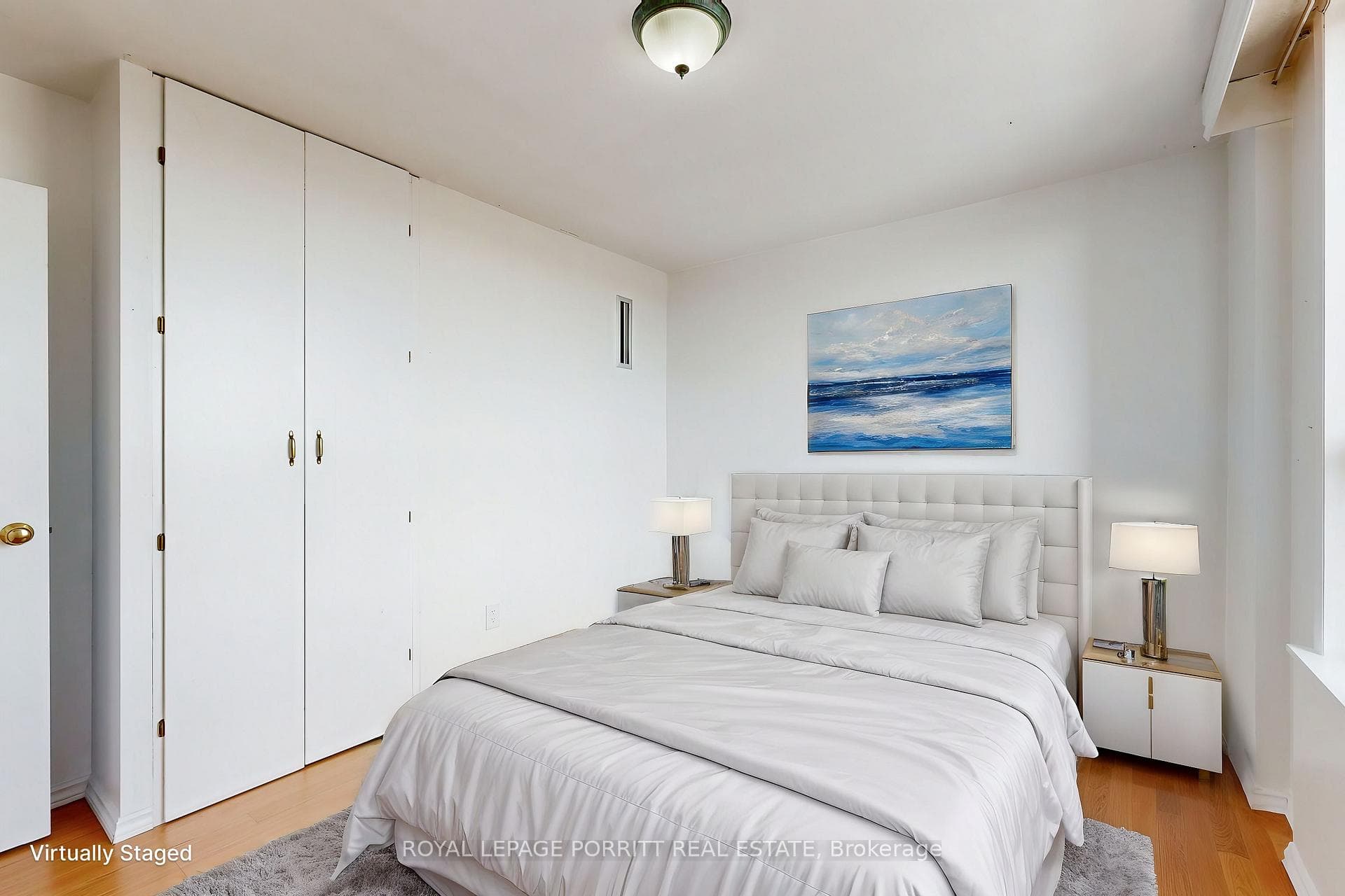 1535 Lakeshore Road Unit 1808 photo 6
