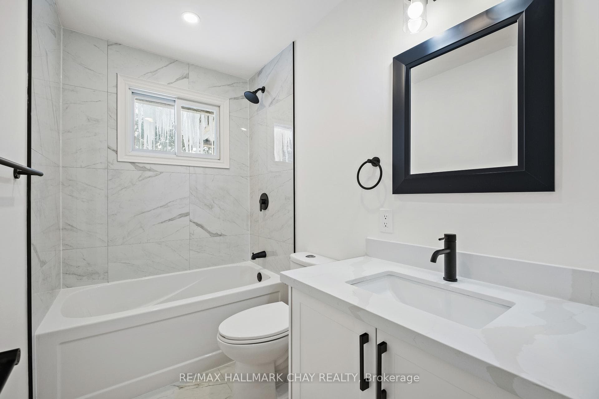 317 James Street photo 7