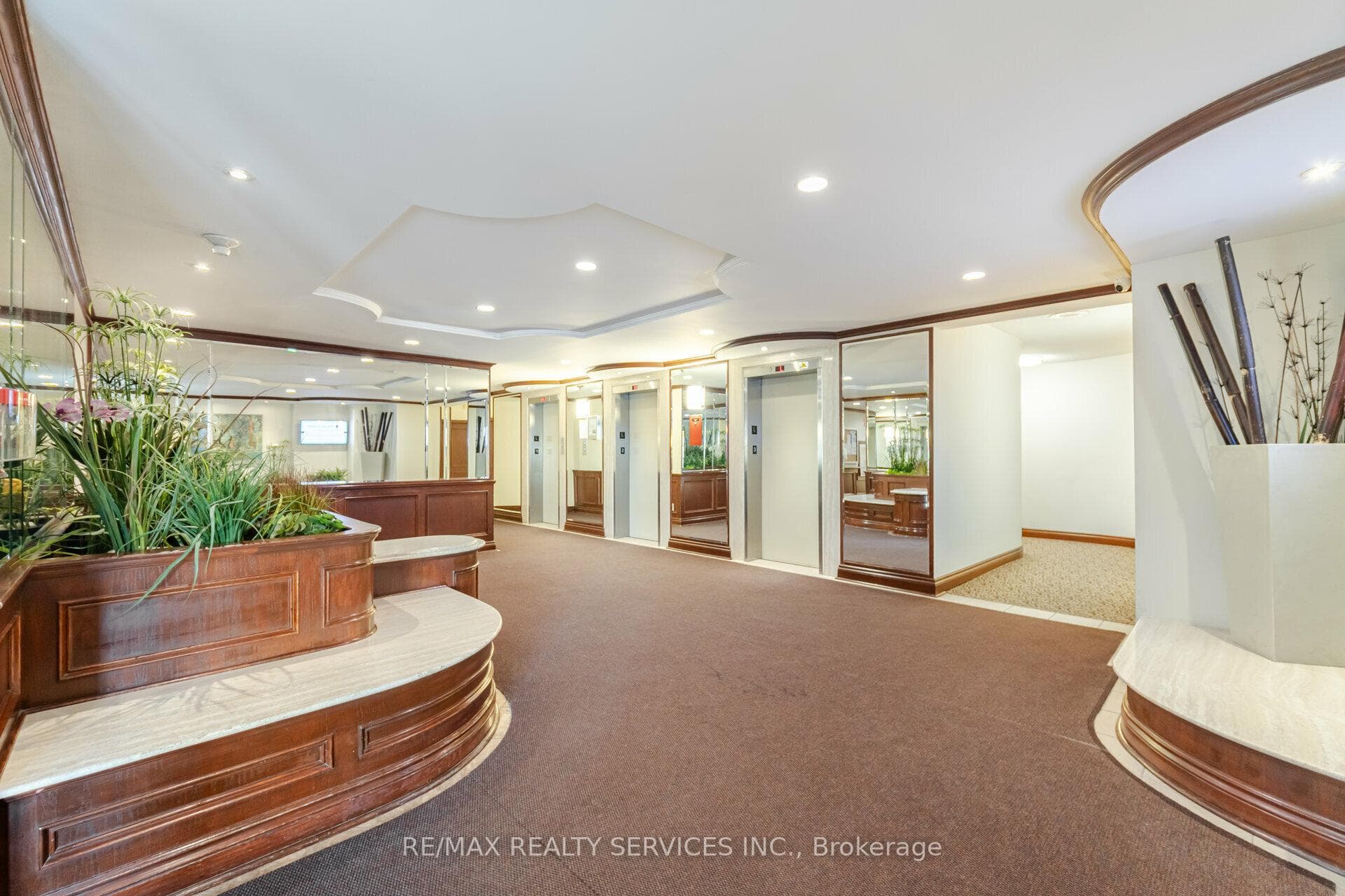 10 Muirhead Road Unit 1103 photo 4