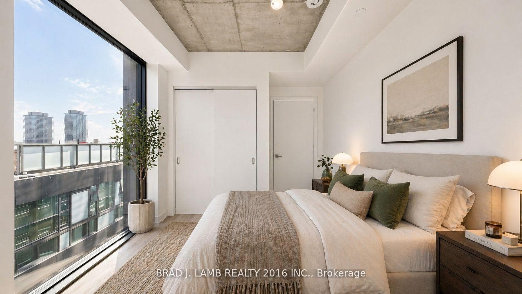 284 King Street Unit 1407 photo 3