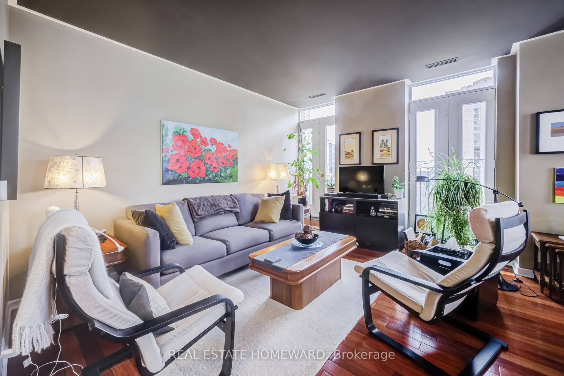 135 Maitland Street Unit 702 photo 13