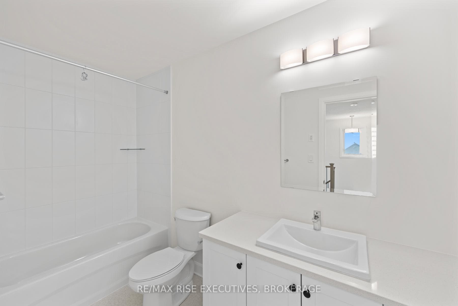 410 Buckthorn Drive photo 25